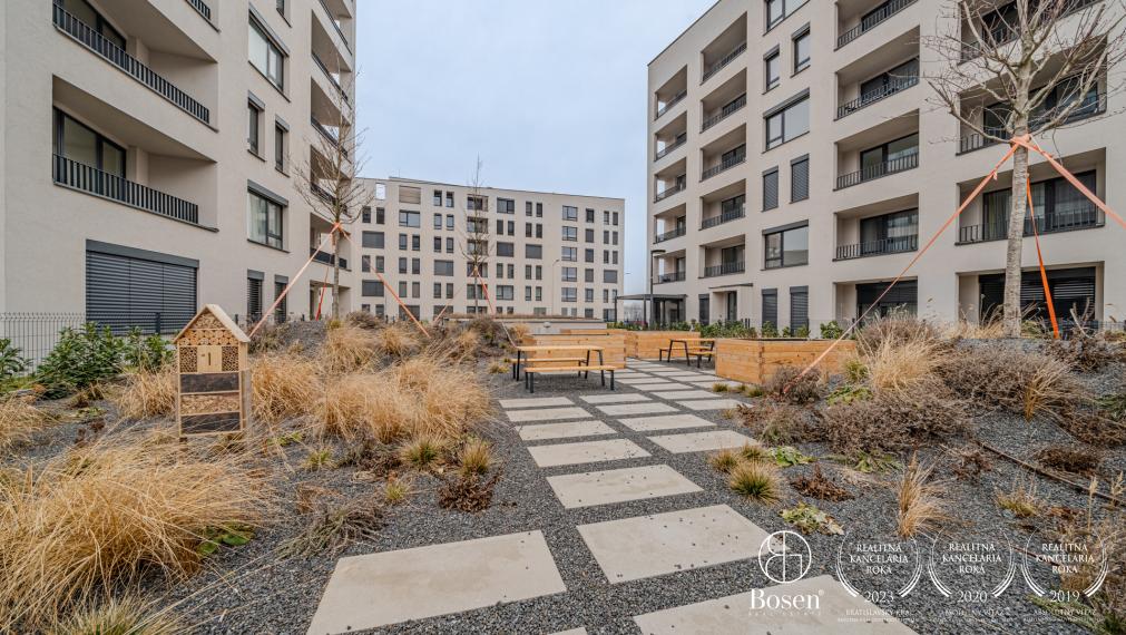 BOSEN | PREDANÉ | 2 izbový byt s priestrannou loggiou, PRÚDY Trnava