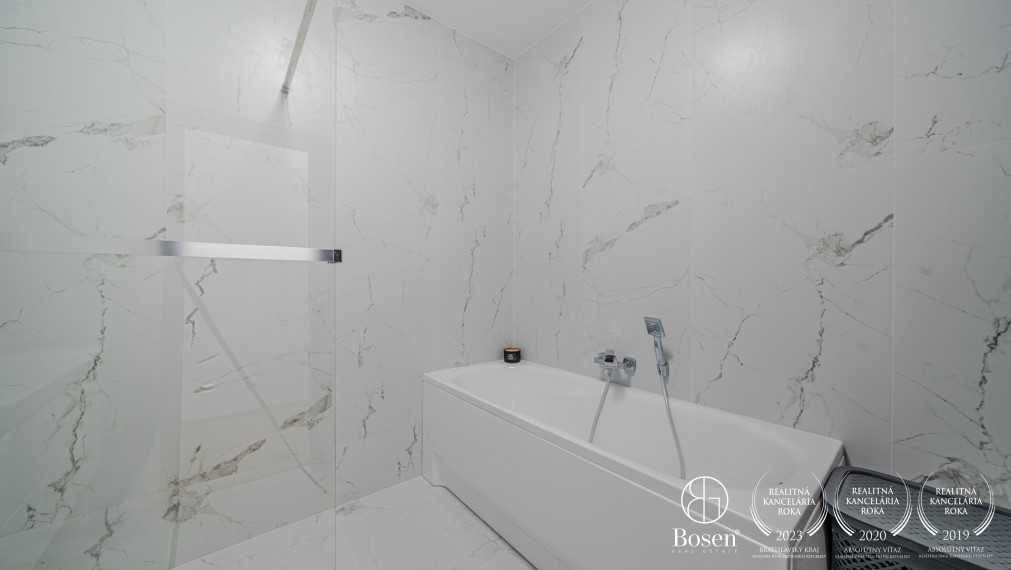 BOSEN | 4 izb rodinný dom, Dunajská Lužná 400m2 pozemok