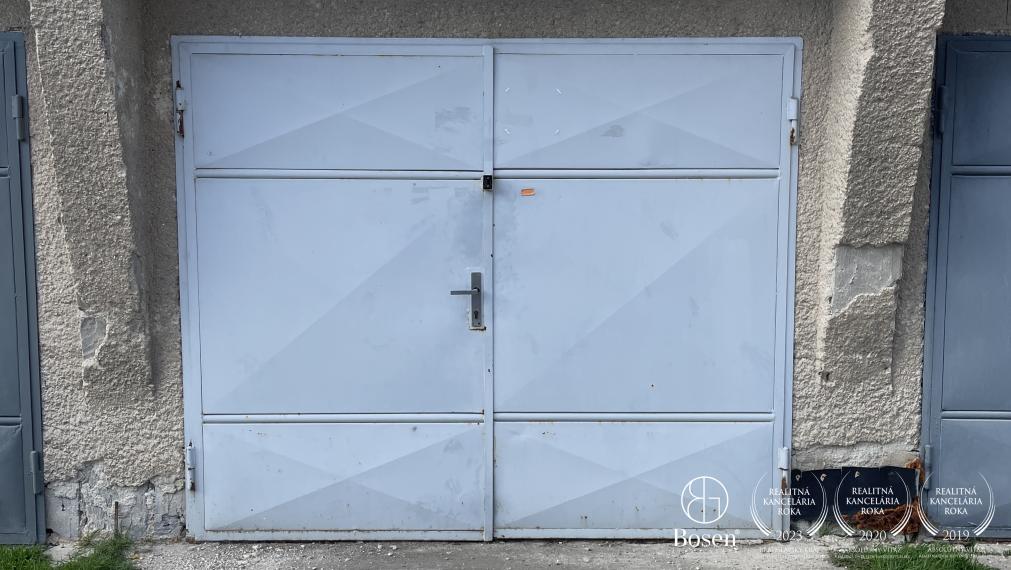 !REZERVOVANÉ!Ponúkame Vám na predaj garáž neďaleko centra mesta Partizánske