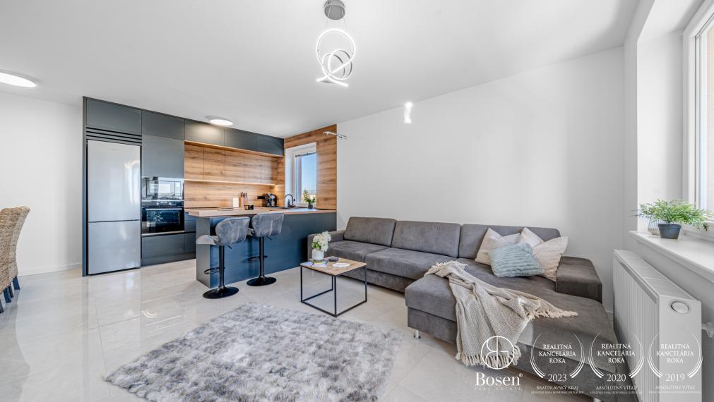 BOSEN | Prenajaté - Priestranný 2 izbový byt Rovinke, ul. Farebná