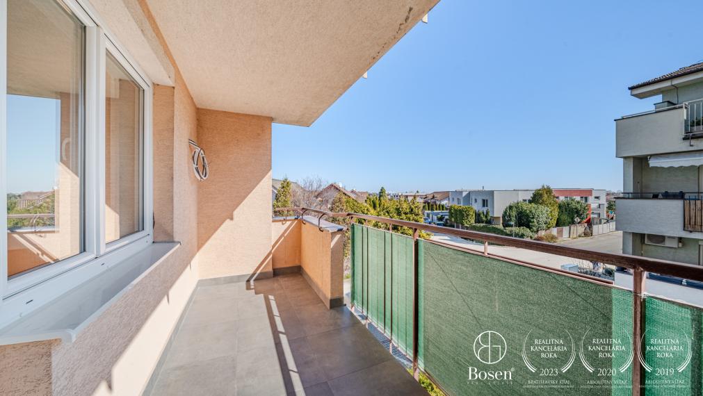 BOSEN | Prenajaté - Priestranný 2 izbový byt Rovinke, ul. Farebná