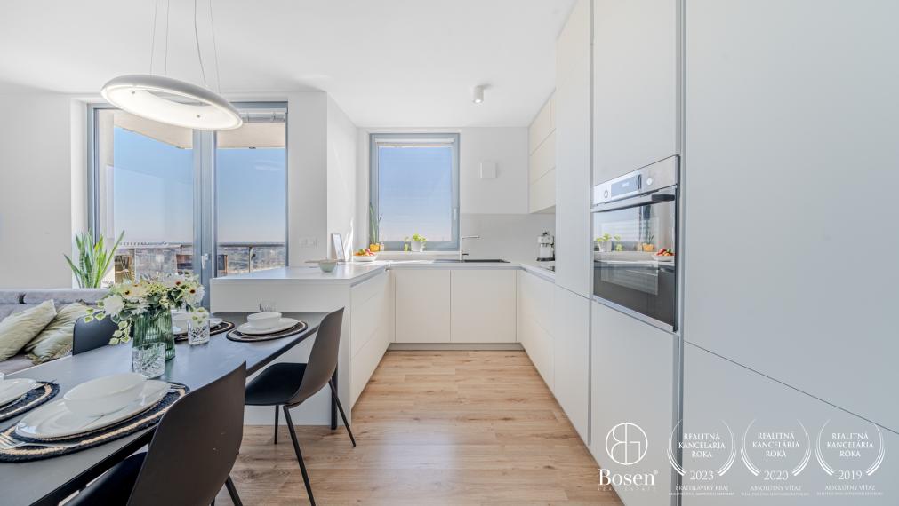 PREDANÉ: BOSEN | 3kk byt v novostavbe City Park Ružinov, 17. poschodie