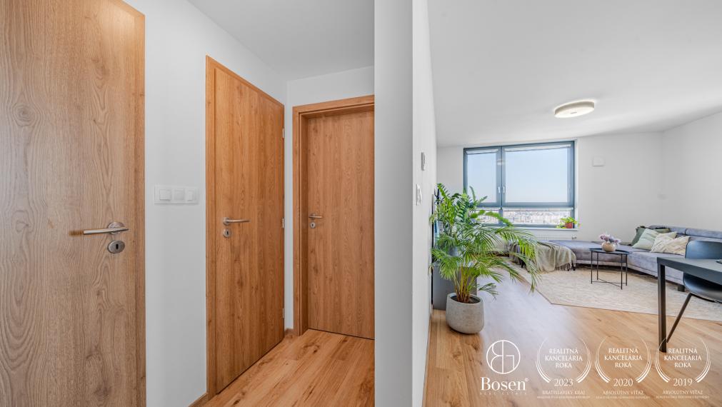 PREDANÉ: BOSEN | 3kk byt v novostavbe City Park Ružinov, 17. poschodie