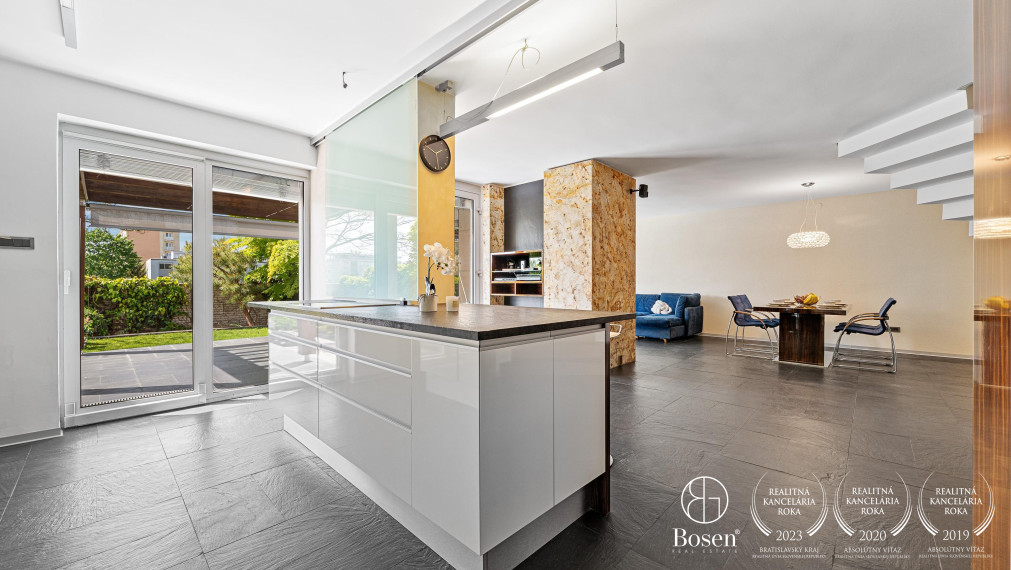 PREDANÉ: BOSEN | 5 izb. rodinný dom s bazénom v blízkosti centra Trnavy