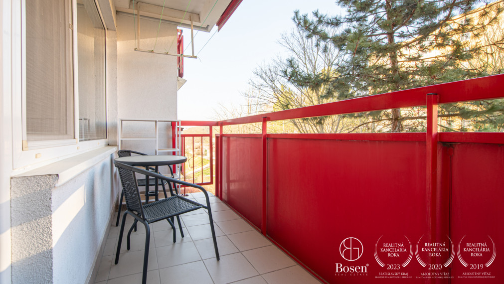 BOSEN | NA PREDAJ 2 izbový byt - Trenčín J. Halašu