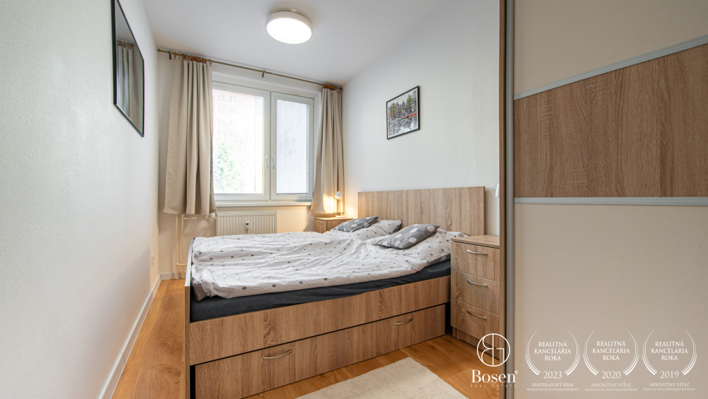 BOSEN | NA PRENÁJOM zariadený 2 izbový byt - Trenčín J. Halašu