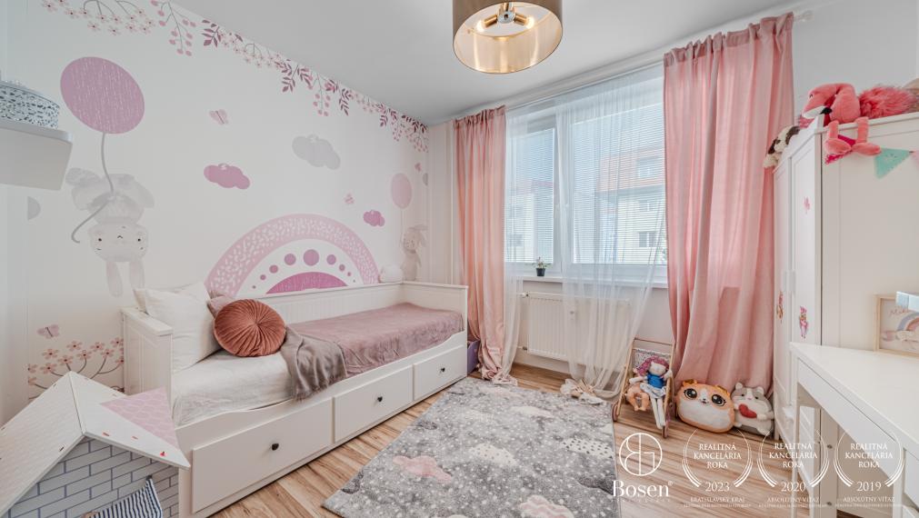 BOSEN | PREDANÉ | 4 izbový byt po kompletnej rekoštrukcii, Pezinok