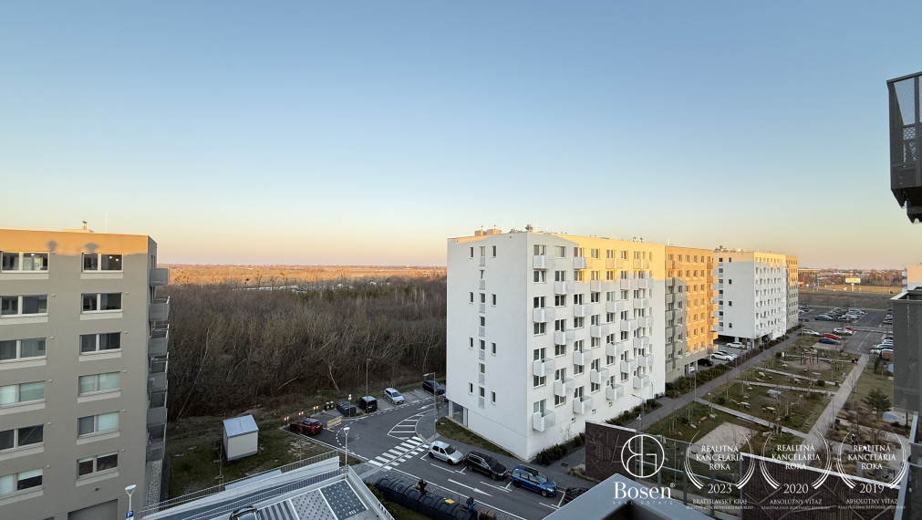BOSEN | Praktický 2 izb.byt s balkónom v projekte Ovocné Sady, Ružinov