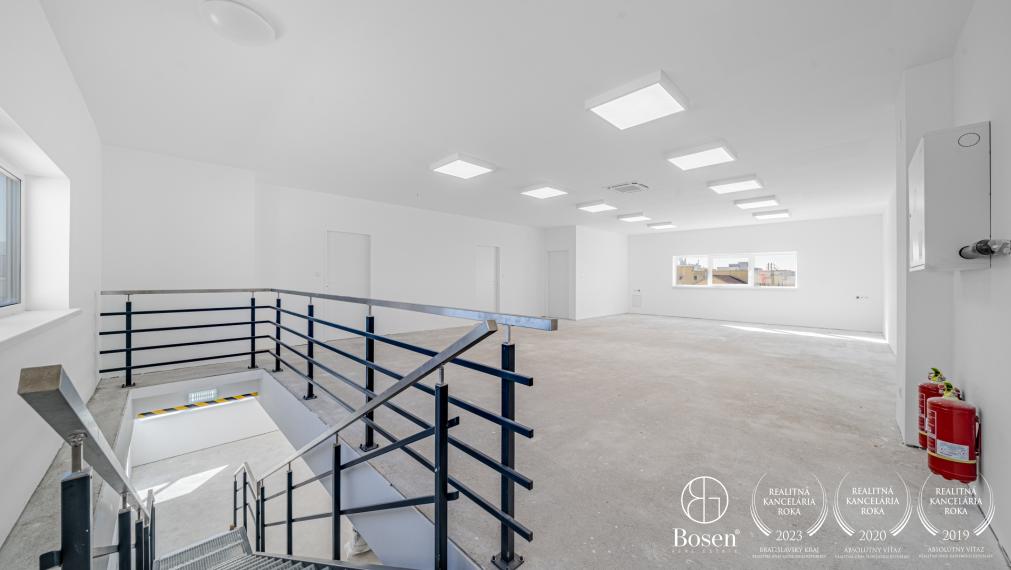BOSEN | Novopostavená hala s administratívnym priestorom, Stupava