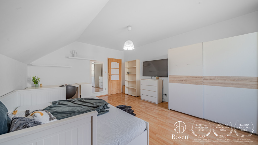 REZERVOVANÉ! BOSEN| 5 izbový rodinný dom v blízkosti centra mesta, Malacky