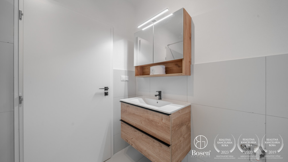 Bosen Realicity / 2,5 izbový dom v Nickelsdorf, Rakúsko