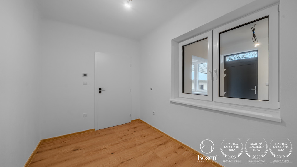 Bosen Realicity / 2,5 izbový dom v Nickelsdorf, Rakúsko