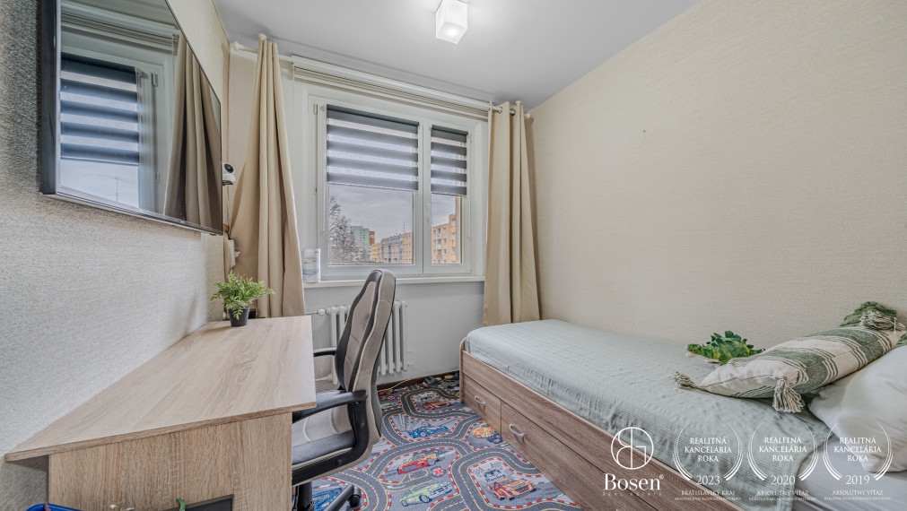 PREDANÉ - BOSEN | Priestranný 4 izbový byt, Rajčianska, Bratislava