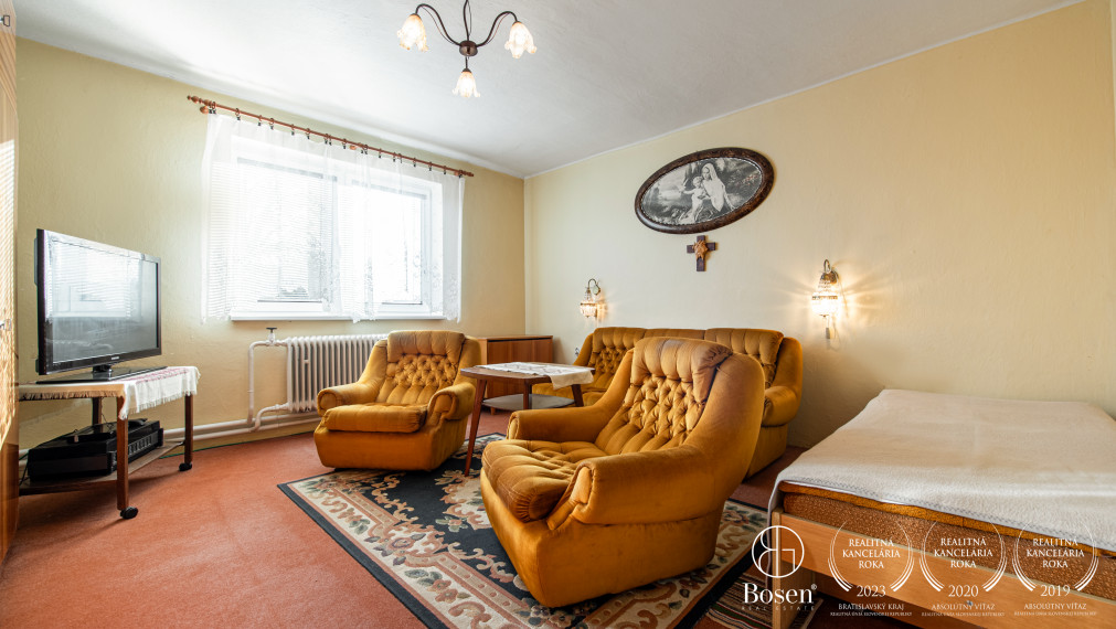 BOSEN | Na predaj dvojpodlažný rodinný dom s garážou v obci Bolešov