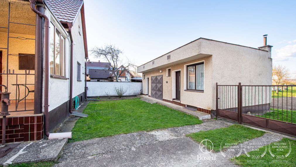 BOSEN | Na predaj dvojpodlažný rodinný dom s garážou v obci Bolešov