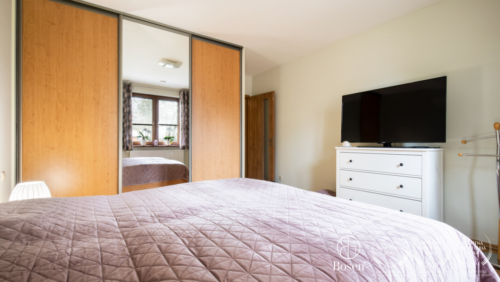 BOSEN | Zabývaný 4i RD s dvojgarážou v tichej ulici v Hornej Potôni