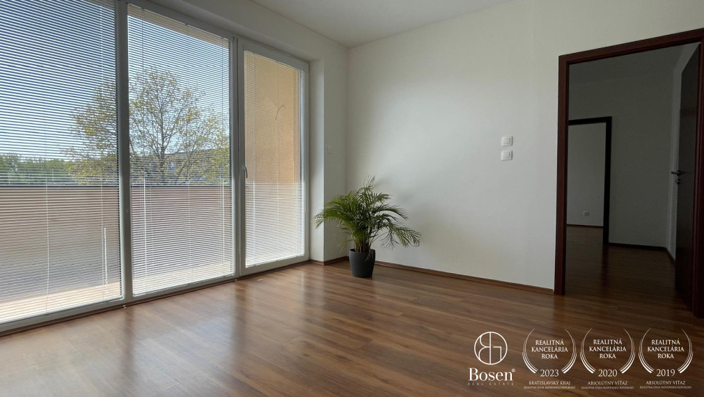 BOSEN | Na prenájom byt v centre Dunajskej Stredy v budove ROTUNDA