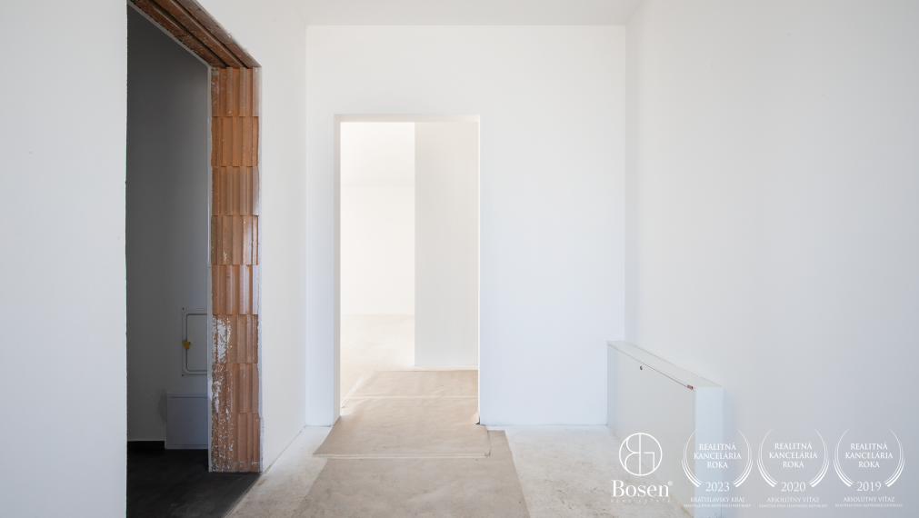 BOSEN | Na predaj priestranný 4izbový rodinný dom v obci Kráľov Brod