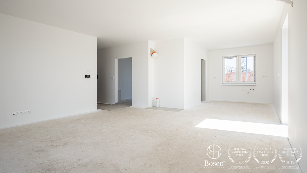 BOSEN | Na predaj priestranný 4izbový rodinný dom v obci Kráľov Brod