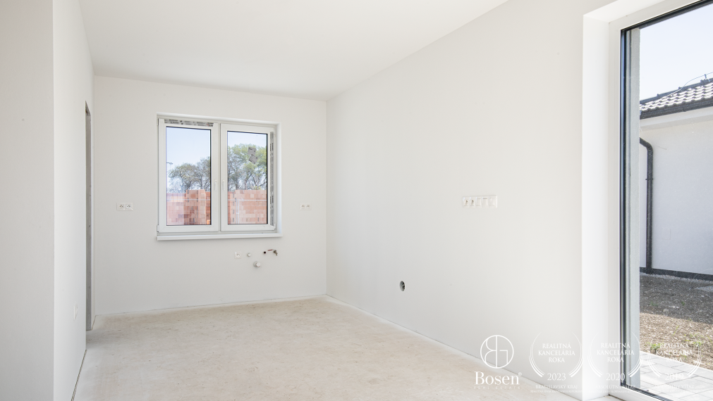 BOSEN | Na predaj priestranný 4izbový rodinný dom v obci Kráľov Brod