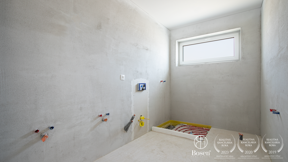 BOSEN | Na predaj priestranný 4izbový rodinný dom v obci Kráľov Brod