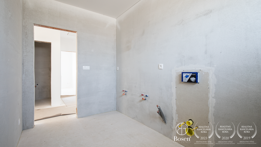 BOSEN | Na predaj priestranný 4izbový rodinný dom v obci Kráľov Brod