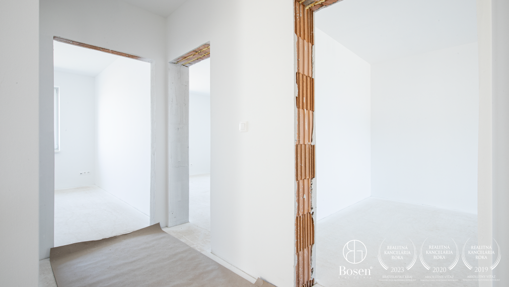 BOSEN | Na predaj priestranný 4izbový rodinný dom v obci Kráľov Brod