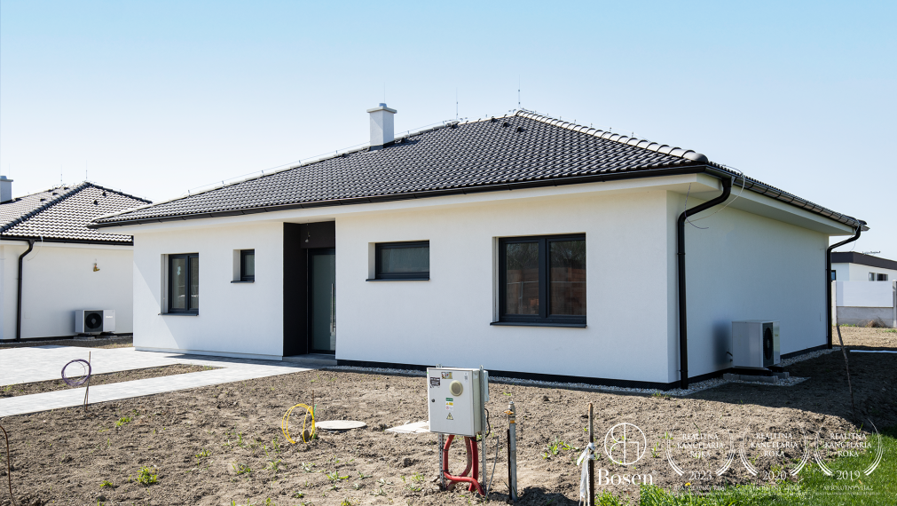 BOSEN | Na predaj priestranný 4izbový rodinný dom v obci Kráľov Brod