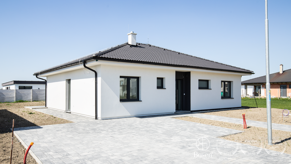 BOSEN | Na predaj priestranný 4izbový rodinný dom v obci Kráľov Brod