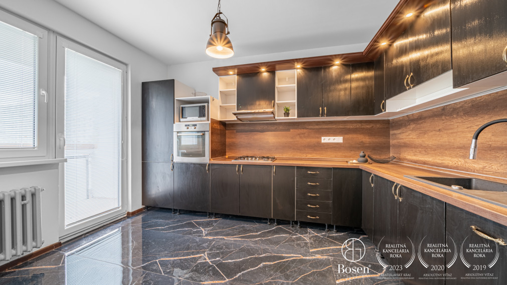 BOSEN | 4 izbový byt s loggiou, Ivana Bukovčana, Devínska Nová Ves