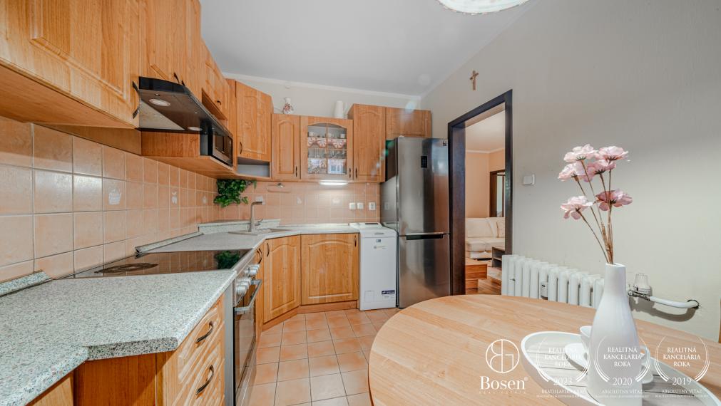 PREDANÉ - BOSEN | 4 izbový byt so záhradkou ako bonusom, Dúbravka, ul. Klimkovičova, 81 m2