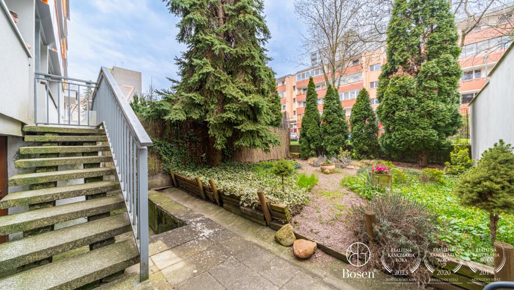 PREDANÉ - BOSEN | 4 izbový byt so záhradkou ako bonusom, Dúbravka, ul. Klimkovičova, 81 m2