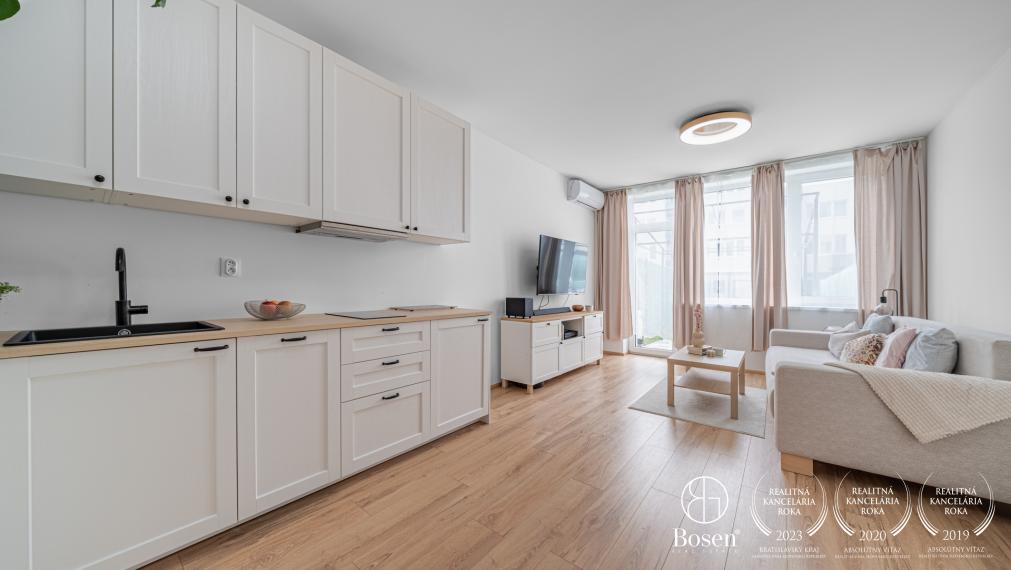 REZERVOVANÉ - BOSEN | 1 izbový byt s predzáhradkou, Miloslavov