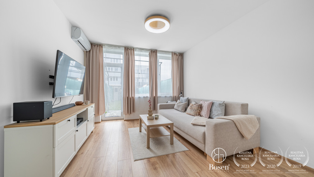 REZERVOVANÉ - BOSEN | 1 izbový byt s predzáhradkou, Miloslavov