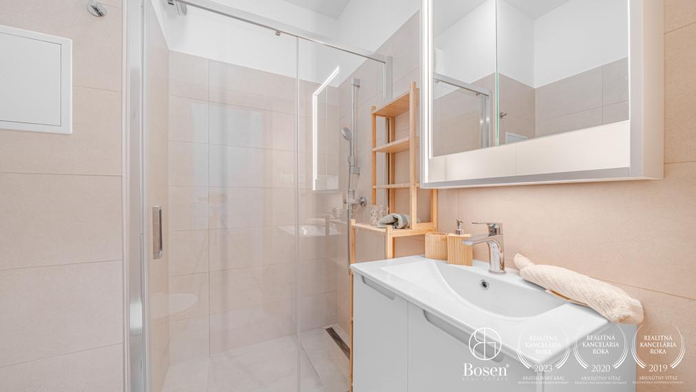 REZERVOVANÉ - BOSEN | 1 izbový byt s predzáhradkou, Miloslavov