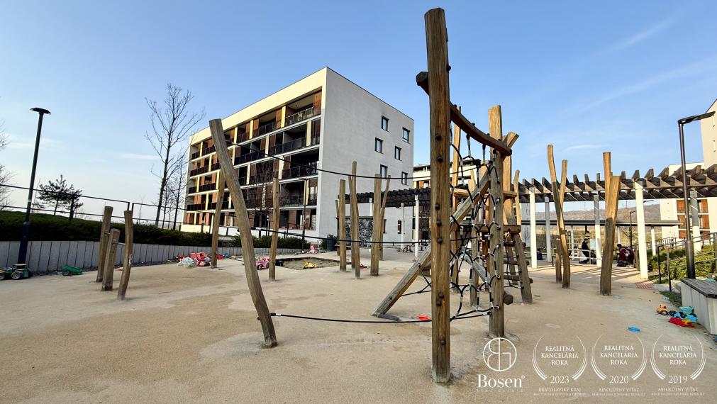 REZERVOVANÉ - BOSEN | 3izb byt, lodžia, parkovanie, pivnica, 81m2, Bory