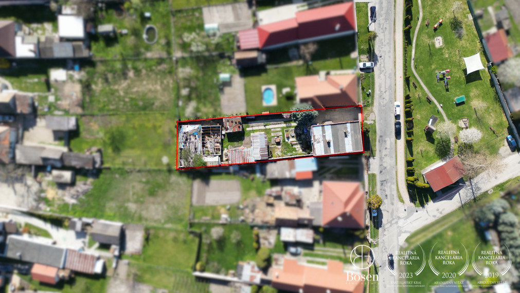 BOSEN | Na predaj 5-izbový rodinný dom v obci Ohrady