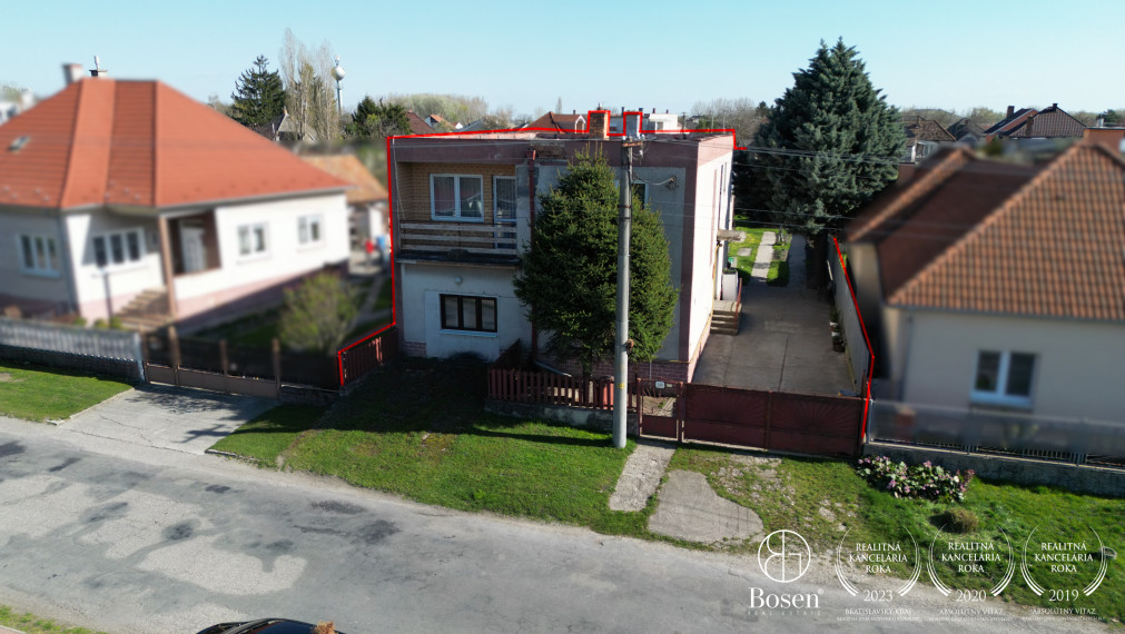 BOSEN | Na predaj 5-izbový rodinný dom v obci Ohrady