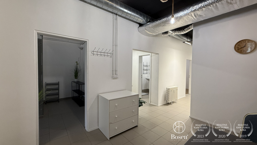 BOSEN | Prenájom priestranného multifunkčného priestoru, Bučinová 160 m2
