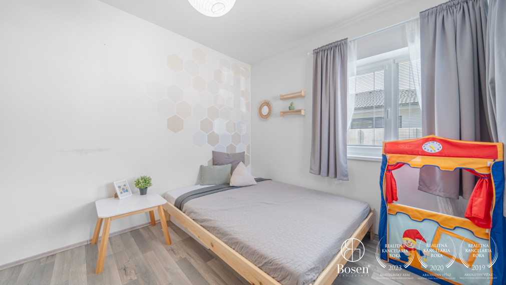 BOSEN | Rezervované 4 izbový  rodinný dom vo Veľkých Úľanoch