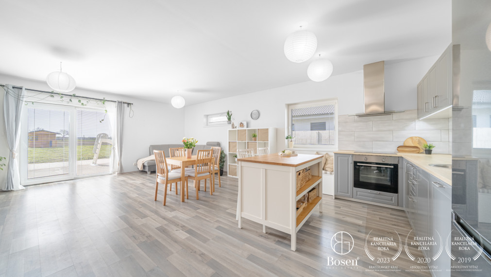 BOSEN | Rezervované 4 izbový  rodinný dom vo Veľkých Úľanoch