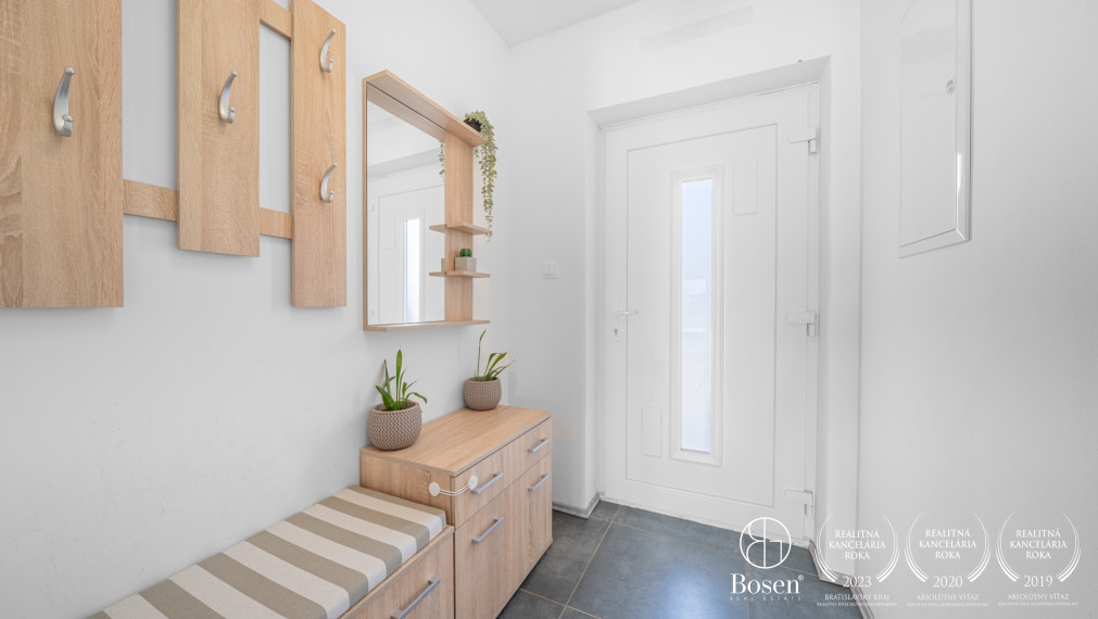 BOSEN | Rezervované 4 izbový  rodinný dom vo Veľkých Úľanoch