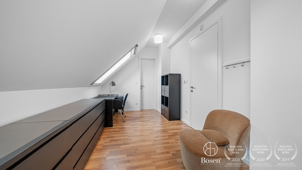 Bosen | Veľkometrážny 5-izbový mezonet v Starom Meste – Lešková ulica, 240m²