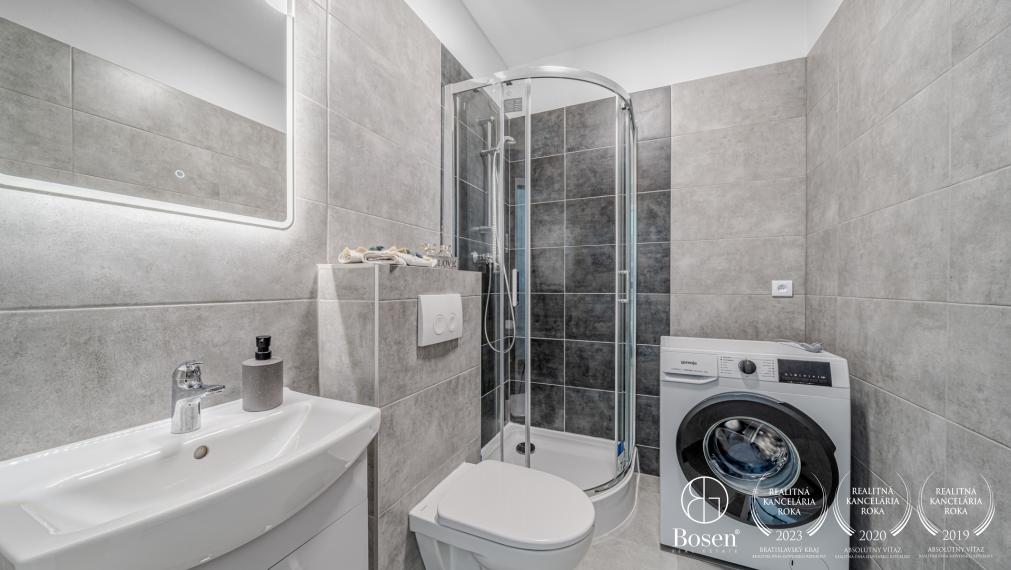 BOSEN | Zrekonštruovaná garsónka na Holíčskej ulici