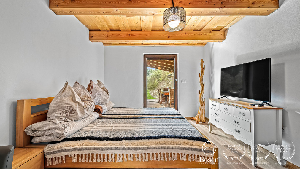 BOSEN  | Rezervované - Chalupa v čarovnom prostredí