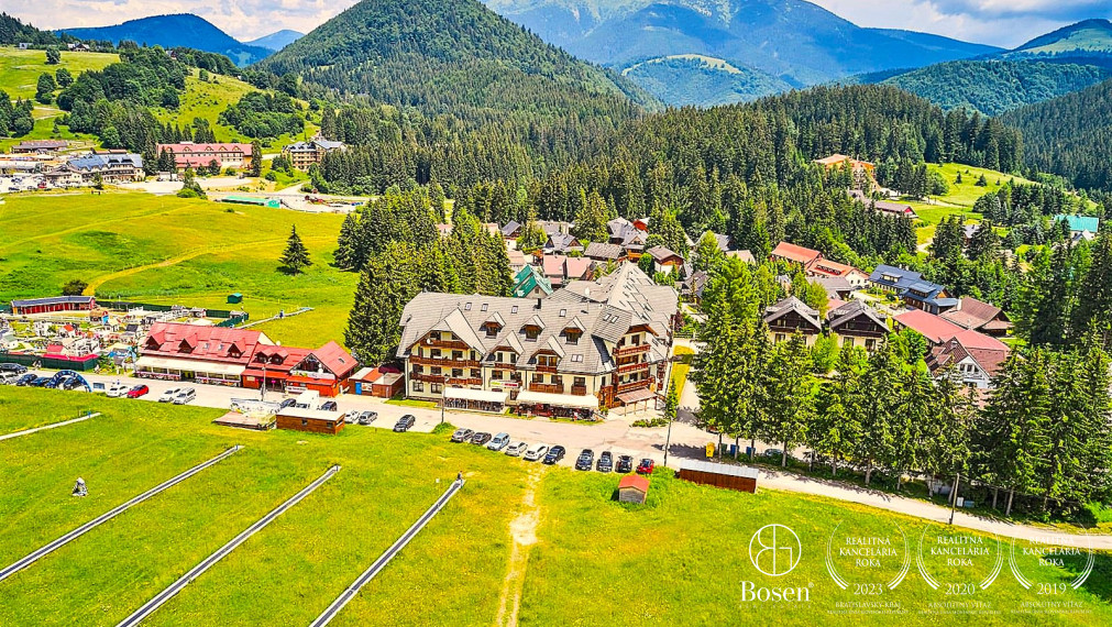 BOSEN | PREDANÉ | Na predaj reštaurácia, sklad a 2 izbový byt v AD Kamzík Donovaly