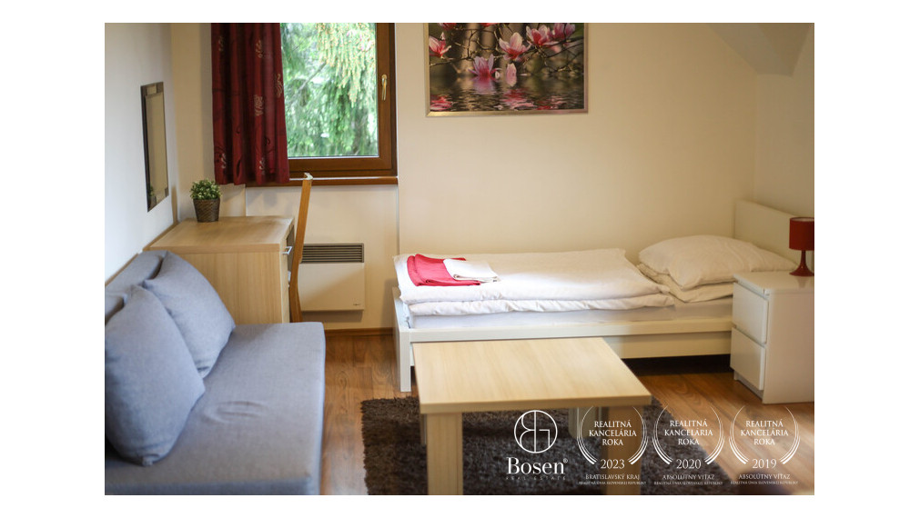 BOSEN | PREDANÉ | Na predaj reštaurácia, sklad a 2 izbový byt v AD Kamzík Donovaly