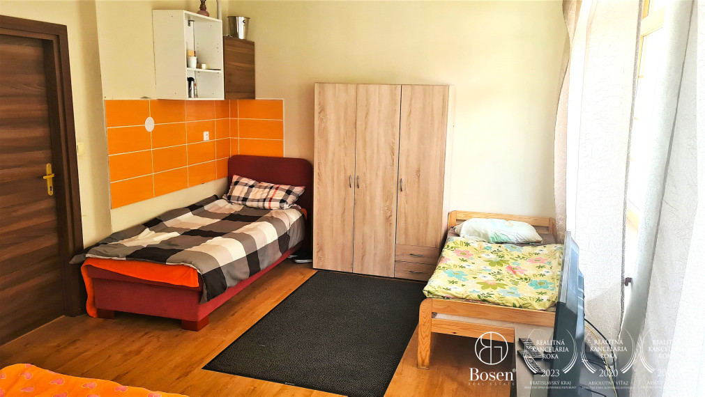 BOSEN | PREDANÉ | Na predaj reštaurácia, sklad a 2 izbový byt v AD Kamzík Donovaly