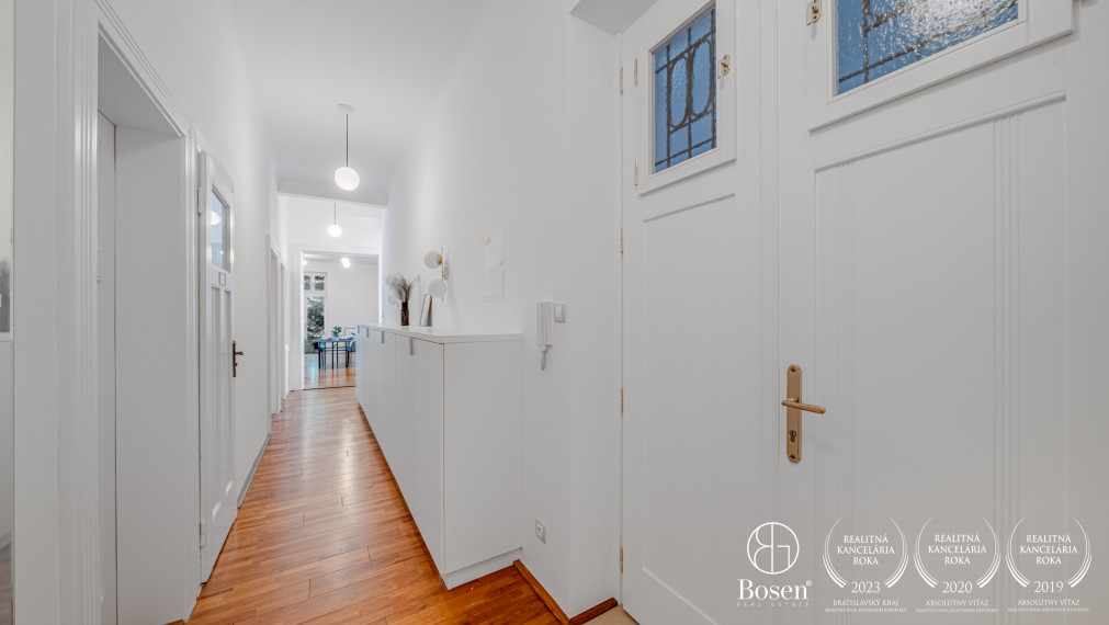 BOSEN | 4,5 izbový byt na Heydukovej ulici, Bratislava - Staré mesto