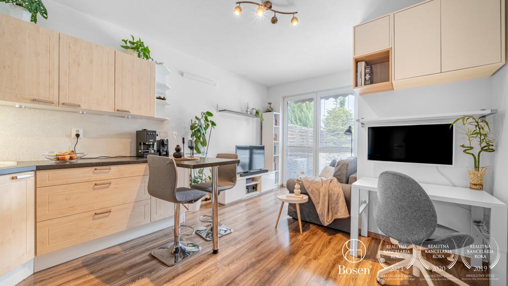 BOSEN | PREDANÉ | 2 izbový mezonet so záhradkou a parkovacím miestom